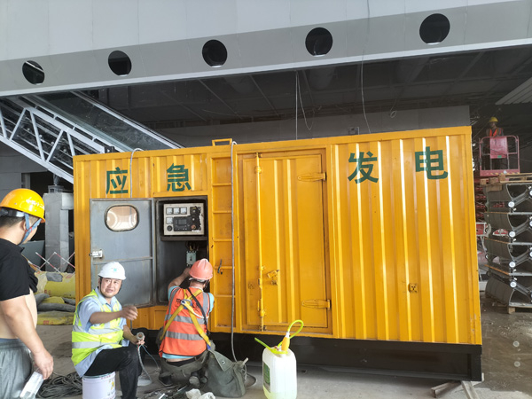 孙吴怎样判断空气滤清器是否需要更换？